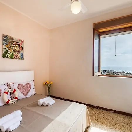 The Blue Panoramic Penthouse Сasa de vacaciones Porto Cesareo