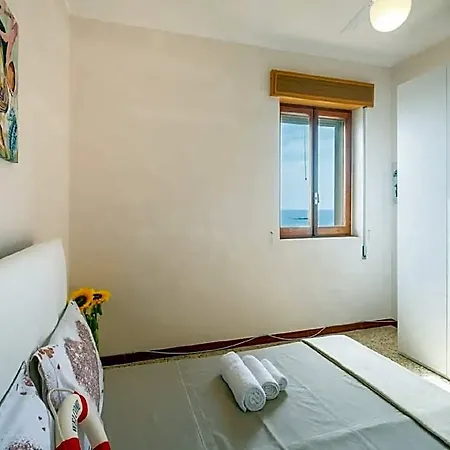 The Blue Panoramic Penthouse Tatil Evi Porto Cesareo
