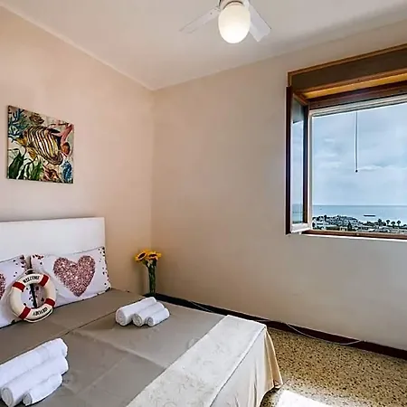 The Blue Panoramic Penthouse Tatil Evi Porto Cesareo